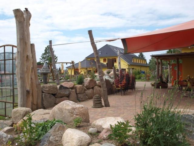 Landhotel Zum Honigdieb Ribnitz-Damgarten Exterior photo